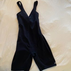 Alo Yoga bodysuit